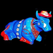 Retired Even Cowgirls Get The Blues 2001 Cow Parade Ceramic Figurine 9180 - £29.84 GBP