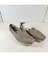 TOMS  Canvas Classics Size 8 Women&#39;s Slip-On Shoes Grayish Brown. - $30.07 CAD