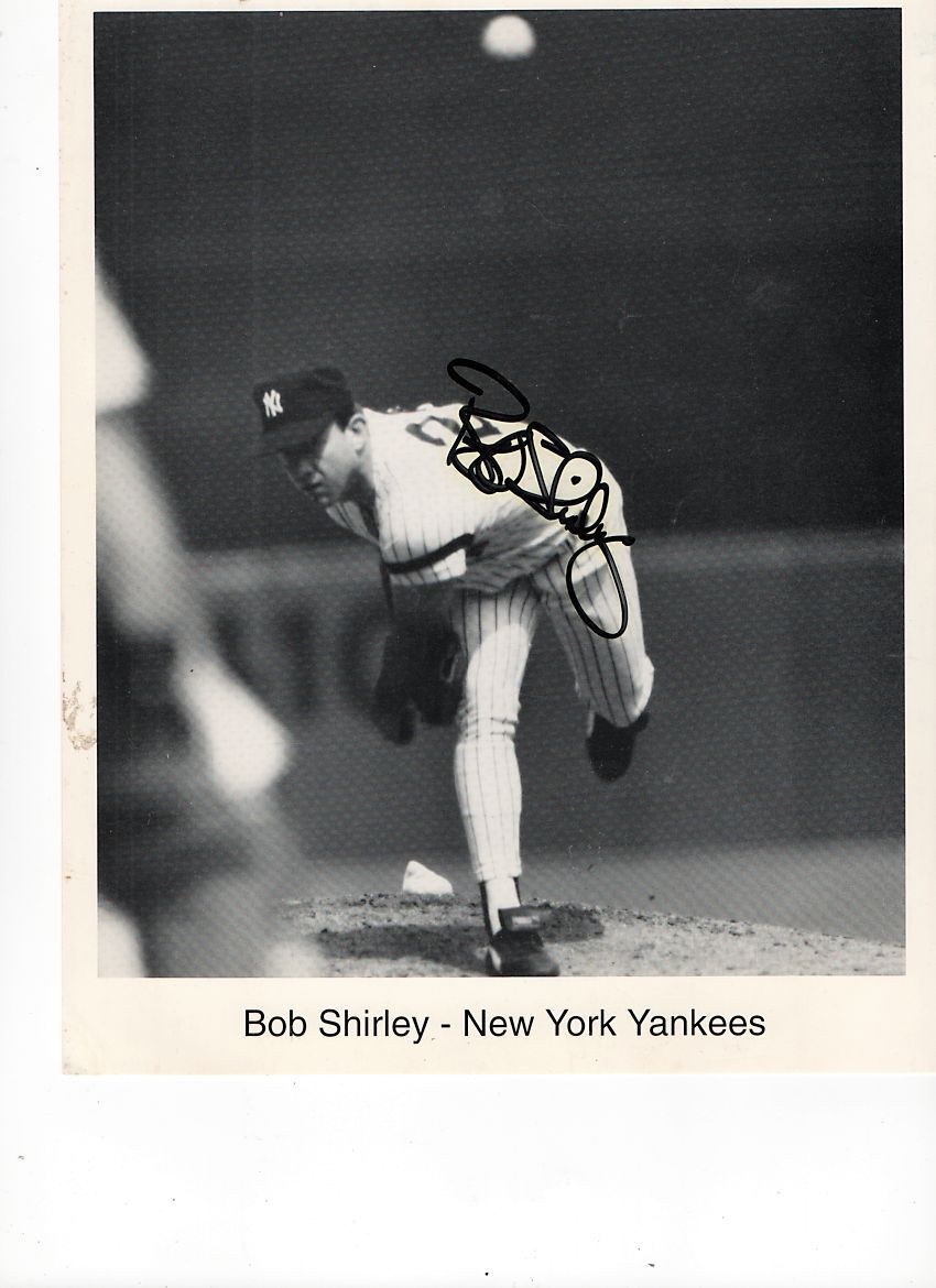 Bob Shirley New York Yankees Photograph Autographed P1274 - $5.45