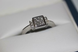 PONIROS 18K White Gold Invisible Set Princess Cut Diamond Ring w/ accents Size 7 - £851.74 GBP