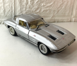 NEW 1963 Corvette Sting Ray Silver Kinsmart Toy Model 1/36 scale Diecast... - $5.45