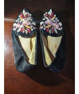 Size 7.5 Women&#39;s Used Slippers - $393.48 MXN