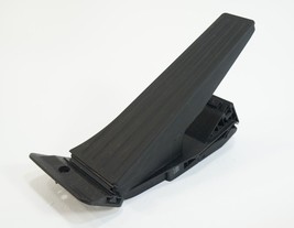 2009-2012 bmw f01 f02 750i 750li gas pedal acceleration​ accelerator ass... - $59.87