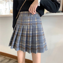 Winter Brown Plaid Skirt Outfit Women Plus Size Short Pleated Plaid Skirt image 2