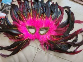 Peacock Flame Feather Mask Masquerade Costume Ball Pink Green Purple Halloween  - £7.96 GBP