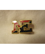 Vintage Barr&#39;s NE Two-Tone Emblem Pin: Red / Black on Gold - £5.47 GBP