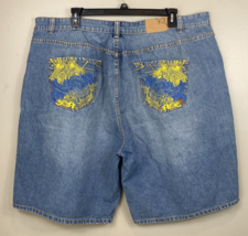 Rocawear Men&#39;s Embroidered Pockets Blue Jean Shorts Size 50 - £18.38 GBP