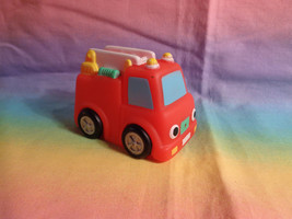 Jaru Red Rubber Firetruck Squirt Toy - £1.97 GBP