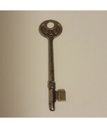 R & E #1 Solid Barrel 3 5/8" Skeleton Key Original Antique - €12,28 EUR R & E #1 Solid Barrel 3 5/8" Skeleton Key Original Antique - €12,28 EUR