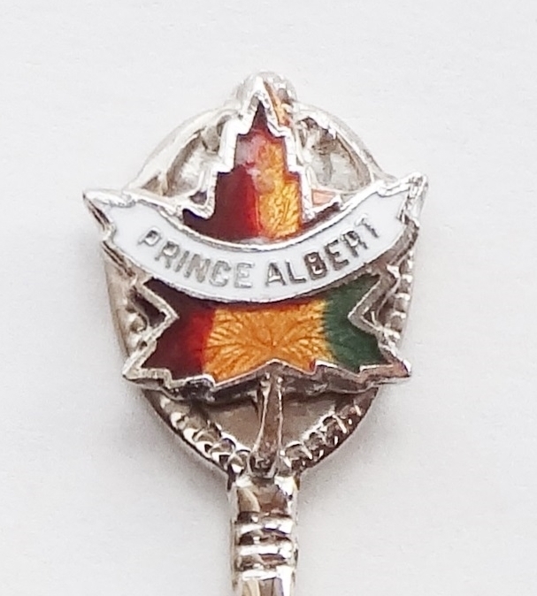 Collector Souvenir Spoon Canada Saskatchewan Prince Albert Maple Leaf - $6.99