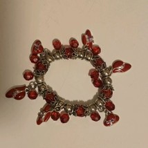 Vintage Red Hat Society Bracelet Stretch Red Beads Red Enamel Hat Charms  - £18.35 GBP