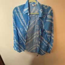 Princess Polly Women's Blue Tie-Dye Button-Up Shirt Size 4 Casual - $11.09