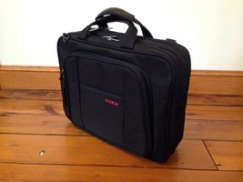 Codi Black Shoulder Messenger Bag Laptop Case Carry-On Luggage Attache 16&quot; - £69.44 GBP