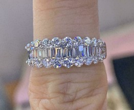 2Ct Baguette Diamanti Finti Mezza Eternity Fede Nuziale 14K Placcato Oro Bianco - £135.09 GBP