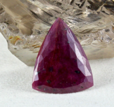 Natural Ruby Pear Faceted Cabochon 35 Ct Loose Gemstone Designing Pendan... - $166.25
