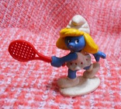 Smurf Smurfette Tennis Player, Vintage 1981 PVC Figure + FREE Gift - £14.31 GBP