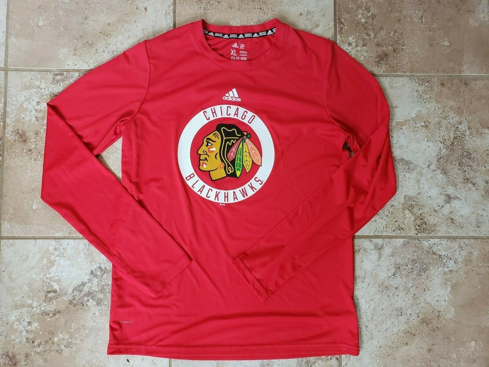 Primary image for Adidas NHL Chicago Blackhawks Boys Size 18-20 XL Long-Sleeve Shirt