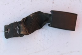 2007-10 E92 Bmw 328i Coupe Rear Seat Belt Buckle R1704 - $38.69