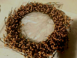 New 14 inch Hazelnut Berry Wreath - SALE image 2