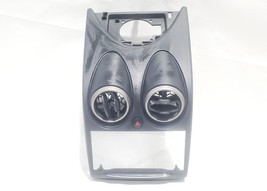 2012 Nissan Rogue OEM Bezel Dual Vents Black 682601VX0A - $24.24