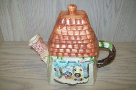 Heritage Collectibles Tea Pot Rabbit In The Cottage - $9.95