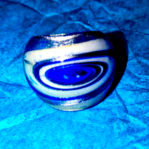 Gorgeous vintage blue white and silver size 7 glass ring - £28.45 GBP