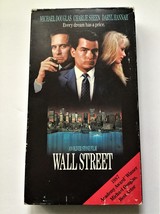 WALL STREET Charlie Sheen Michael Douglas 1987 VHS  - £2.37 GBP