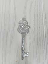 House of Morgan Pewter Santa Claus Key Christmas tree ornament - $9.89