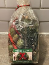 Yankee Candle Christmas Wreath Color Texture Scent Fragranced Potpourri 12 oz - £21.37 GBP