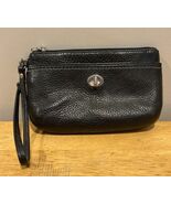 Coach Zip Turnlock Black Pebble Leather Wristlet Wallet  Bag Charm - $910.54 MXN