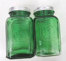 VTG  Hazel Atlas Green Depression Glass Salt Pepper Shaker Set Square 4&quot; - £23.90 GBP