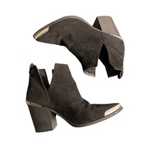 Mossimo Faux Suede Heeled Booties 6 Black Silver Tips Side Cutouts Western - £18.44 GBP