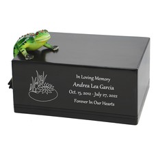 Green Frog at the Pond Youth Cremation Urn - £184.38 GBP
