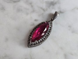Womens Vintage Estate Sterling Silver Ruby Colored Pendant 3.7g E7688 - £27.30 GBP