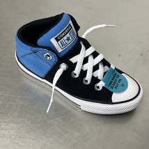 Converse Size 12 Shoe Chuck Taylor All Star Axel Canvas Sneaker Youth Ki... - $37.39
