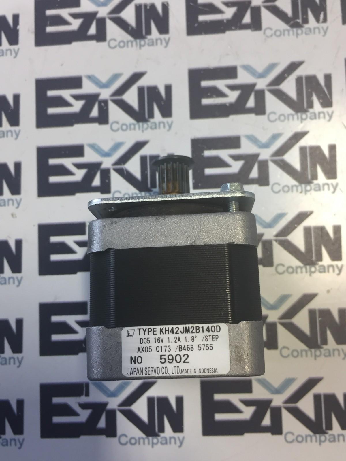 JAPAN SERVO CO. KH42JM2B140D  STEPPER MOTOR  - $45.00