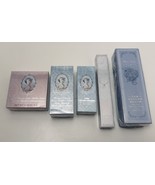 BUNDLE-SET of (5)  Assorted Flower Knows Blush Lipstick Eyeshadow Eyelin... - €85,06 EUR BUNDLE-SET of (5)  Assorted Flower Knows Blush Lipstick Eyeshadow Eyelin... - €85,06 EUR