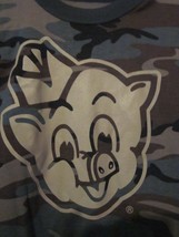 NWT PIGGLY WIGGLY &quot;I&#39;M BIG ON THE PIG&quot; Green CAMO LONG Sleeve Tee Size Y... - £15.84 GBP