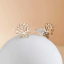 Bronze Openwork Lotus Stud Earrings 9x9mm - $328.31 MXN