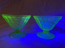 Depression Glass Anchor Hocking Green Block Optic Cone Sherbet Pair Uranium - £20.76 GBP