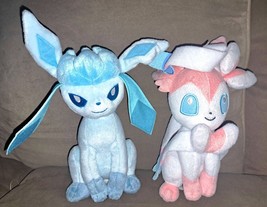 * Mint Tomy Pokemon Plush Glaceon Sylveon Set Nintendo Bundle Plushies Stuffed - £44.72 GBP