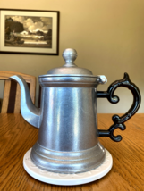 Vintage Wilton Armetale Plough Tavern RWP Pewter Coffee Pot Hinged Lid USA - $653.41 MXN