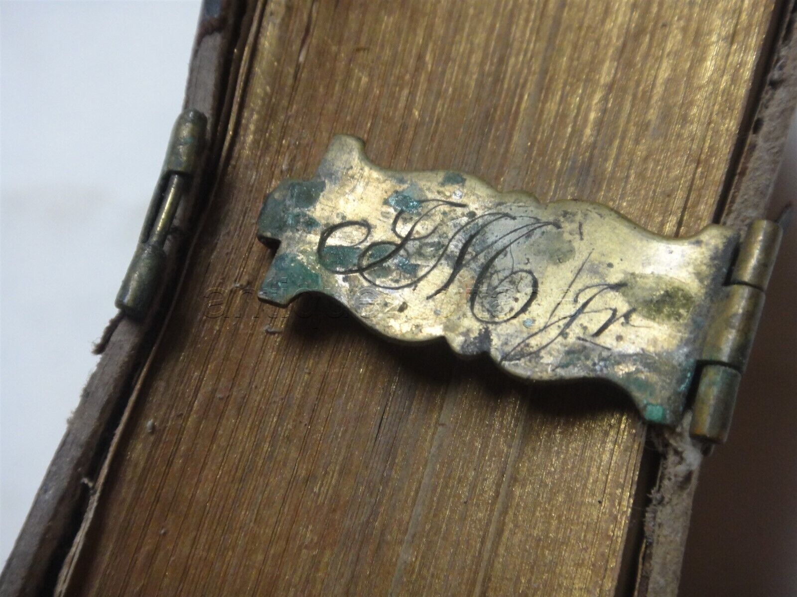 1854 antique BIBLE ot nt ISAAC MIST? jr w ENGRAVED BRASS CLASP 3.5