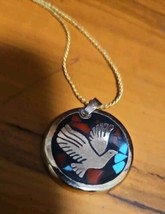 Vintage Dove Pendant On 18&quot; Goldtone Necklace - $545.49 MXN