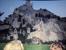 1971 Storybook Land Cinderella&#39;s Castle Disneyland Ektachrome 35mm Slide - £4.29 GBP