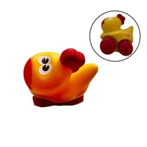 Vintage Playskool Roll-Around Chicken Toy Yellow Red Wheels 1980s - $240.15 MXN