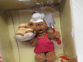 Kurt Adler Holly bearies teddy bear chef grill cook Christmas ornament burgers - £10.60 GBP