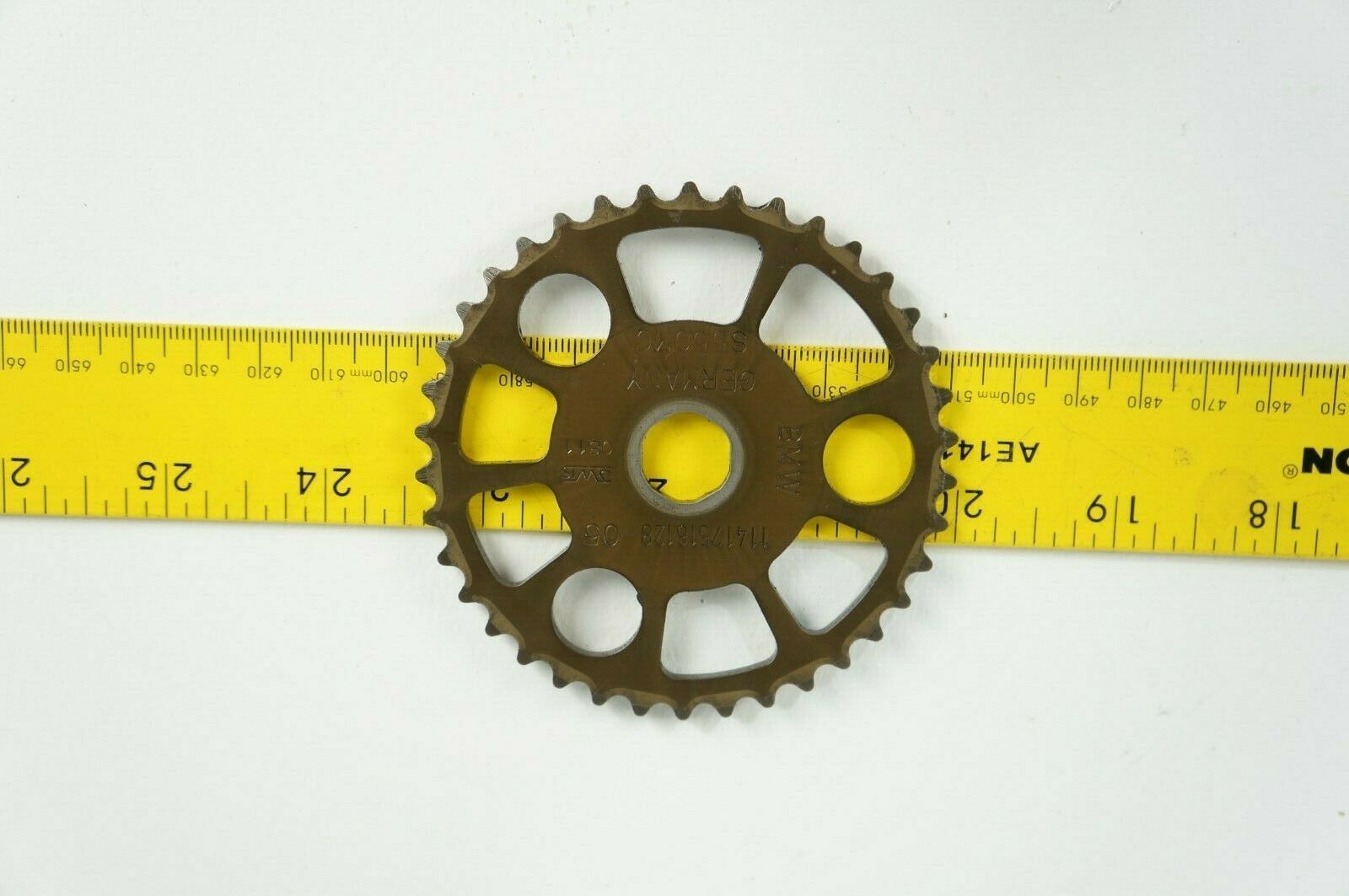 2007-2013 bmw e70 x5xDrive35i vacuum pump sprocket gear oem - $18.87