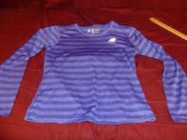 NEW BALANCE WOMEN&#39;S LIGHTNING DRY LONG SLEEVE PURPLE STRIPED CREWNECK SH... - £10.69 GBP