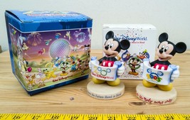 Lot De 2 Walt Disney Mickey Mouse Figurines 2000 2005 Célébrer Le Futur - £49.35 GBP